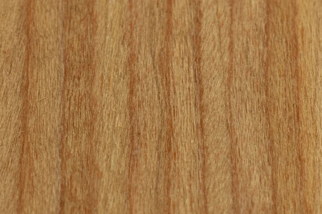 extreme close-up van kersenhout fineer met rechte nerf – wooddes fineer bibliotheek